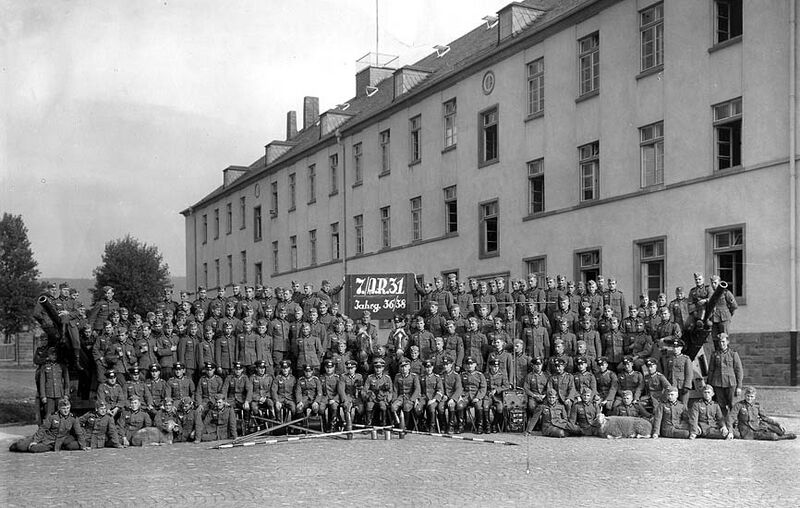 File:Kavallerieschule Göttingen.jpg